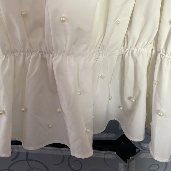 Golden Days Paris White Shirt wPuff Sleeves & Pearls On Front of Shirt Size S/M - Picture 5 of 6